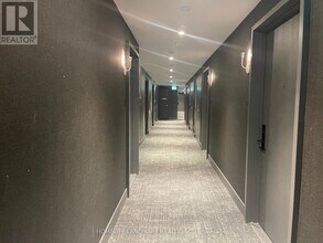 308 Jarvis St in Toronto, ON - Building Photo - Building Photo