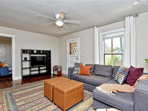 1400 W 51st St in Austin, TX - Building Photo - Building Photo