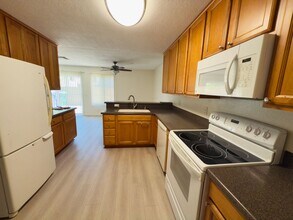 6828 Panamint Row in San Diego, CA - Building Photo - Building Photo