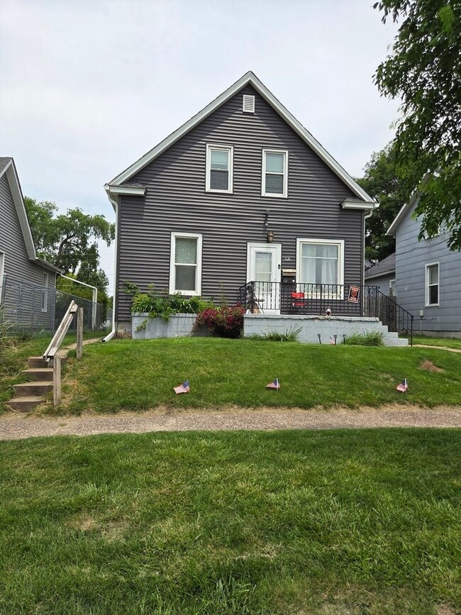 property at 535 18th Ave