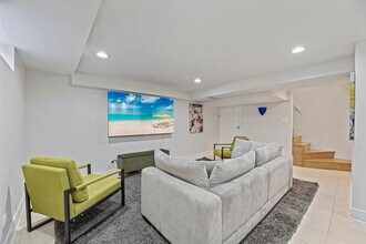 9084 Barberry Ln, Unit SI ID1060676P in Des Plaines, IL - Foto de edificio - Building Photo