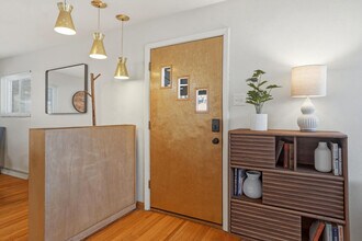 208 Westridge Dr in Columbia, MO - Building Photo - Building Photo