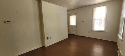 344 W Main St in Ephrata, PA - Building Photo - Building Photo