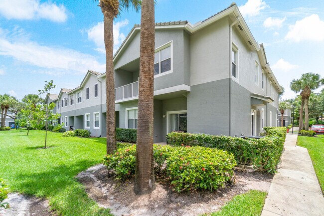 3116 Grandiflora Dr in Greenacres, FL - Building Photo - Building Photo