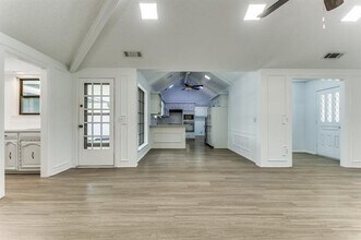 3840 Silverstone Dr in Plano, TX - Building Photo - Building Photo