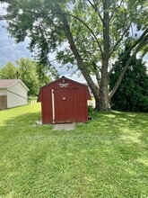 12560 Hughes St in Fostoria, OH - Building Photo - Building Photo
