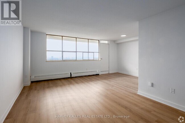property at 2000 Sheppard Ave W
