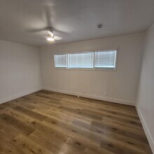 6180 Broadway in Sacramento, CA - Building Photo - Building Photo