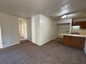 6376 Applecross Ave in Fayetteville, NC - Foto de edificio - Building Photo