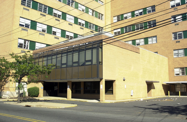 1097-1099 Fanny St in Elizabeth, NJ - Building Photo - Building Photo