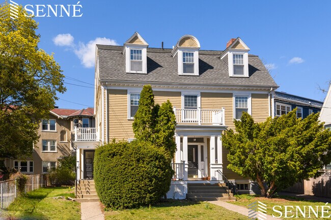 property at 27 Hammond St