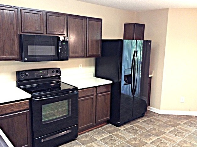 2665 Pebble Meadow Ln in Raleigh, NC - Building Photo - Building Photo