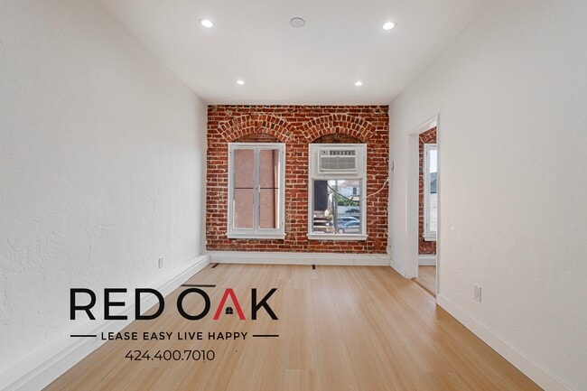 property at 1405 S Berendo St