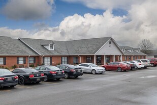 The Reef in Pine Bluff, AR - Building Photo