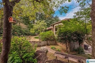 1229 Edinborough Ln in Vestavia Hills, AL - Building Photo - Building Photo