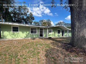 5803 Delaware Ave in New Port Richey, FL - Building Photo