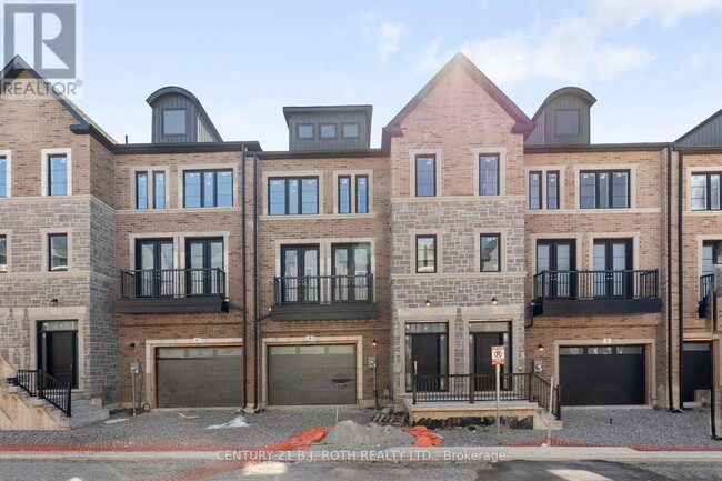260-260 Eagle St