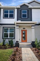 9249 Gran Teatro Dr in Oakland, FL - Building Photo