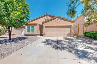 1033 Desert Paintbrush Loop in Rio Rancho, NM - Building Photo - Building Photo