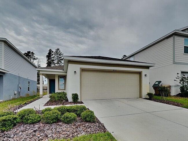 property at 833 Rivers Crossing St