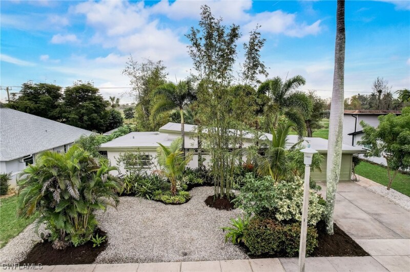 1648 Maravilla Ave in Ft. Myers, FL - Building Photo