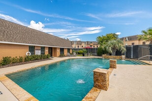 The Park at Sorrento - Texas in Baytown, TX - Building Photo