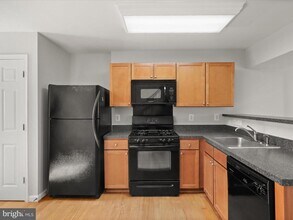 1627 N Van Dorn St in Alexandria, VA - Building Photo - Building Photo