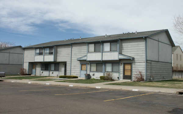 Residences at Willow Park in Aurora, CO - Building Photo - Building Photo