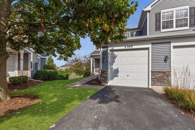 2365 Overlook Ct in Naperville, IL - Building Photo - Building Photo