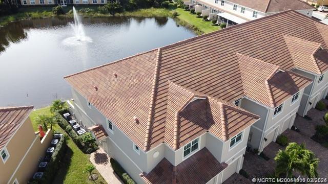 566 SW Glen Crest Way in Stuart, FL - Building Photo - Building Photo