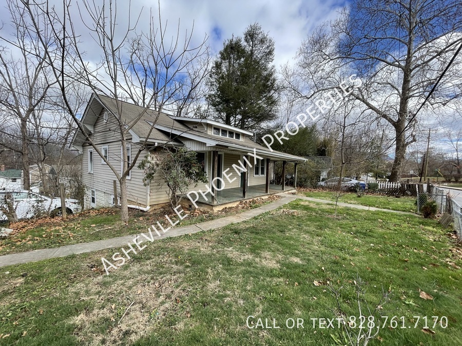 454 Fairview Rd in Asheville, NC - Building Photo