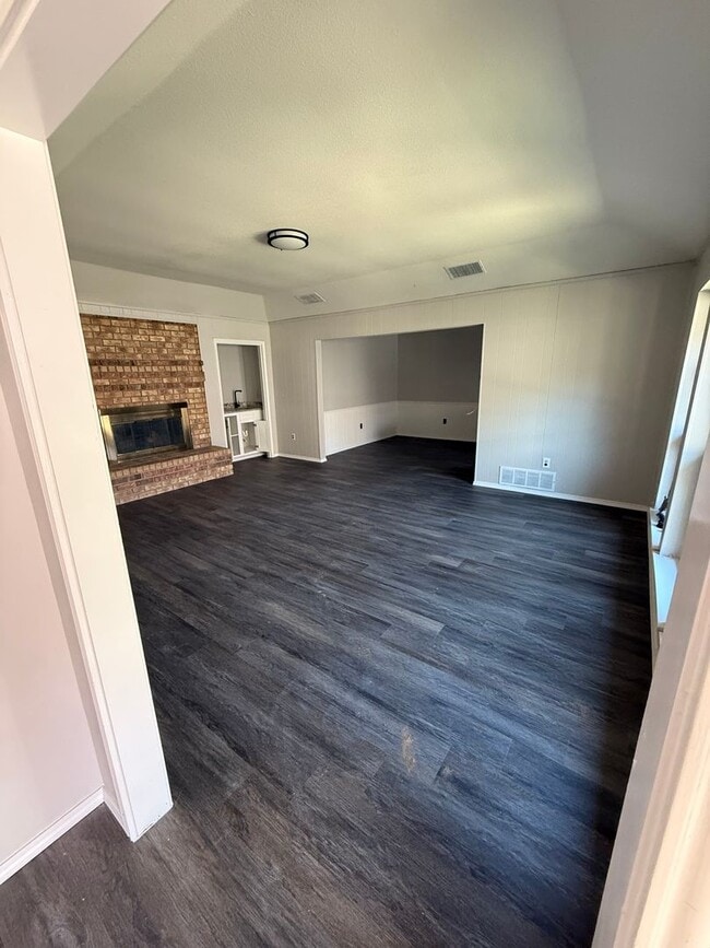 7412 Lemonwood Ln in Fort Worth, TX - Foto de edificio - Building Photo