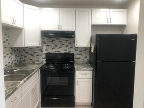 6289 Lear Dr in Atlantis, FL - Building Photo - Building Photo