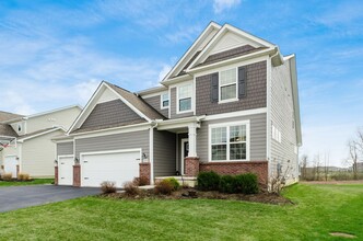 6692 Rocky Ridge Dr in Powell, OH - Building Photo - Building Photo