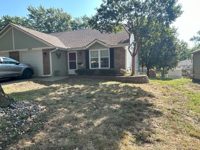 property at 1820 SW 6th St