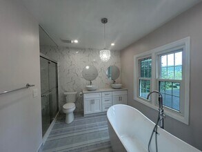 196 Oakland Valley Rd in Cuddebackville, NY - Building Photo - Building Photo