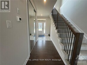 199 Conservancy Dr in Ottawa, ON - Building Photo - Building Photo