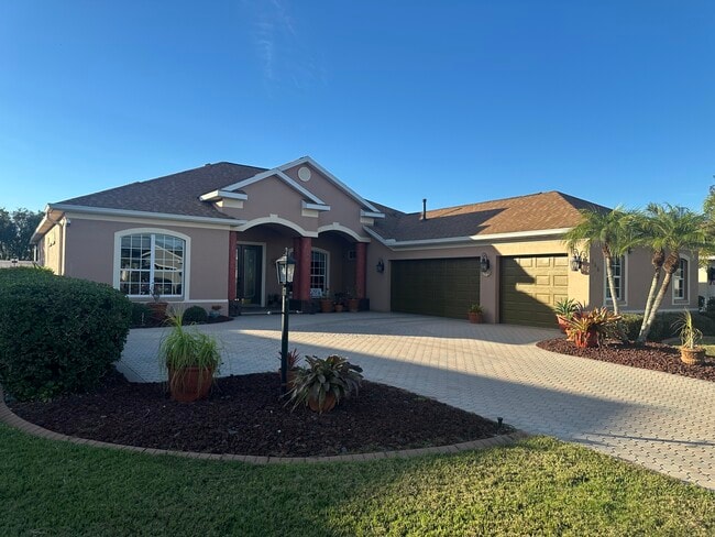 566 Planters Manor Way