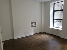 EAST 46 STREET in New York, NY - Building Photo