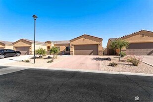6033 E Morning Ln in Yuma, AZ - Building Photo