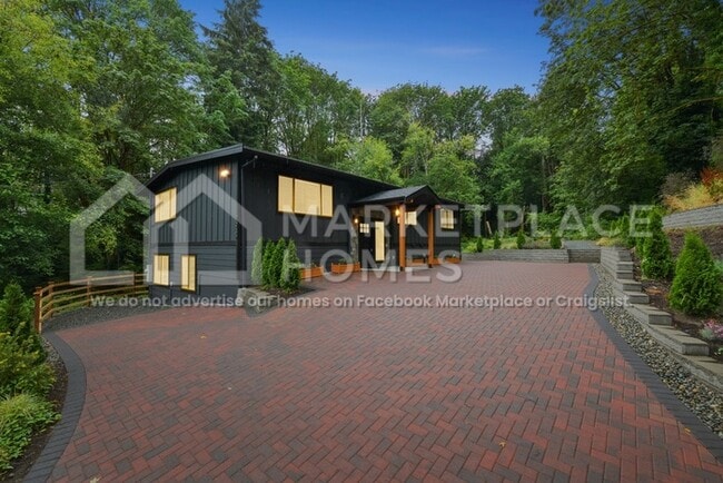 property at 2032 N Castle Way
