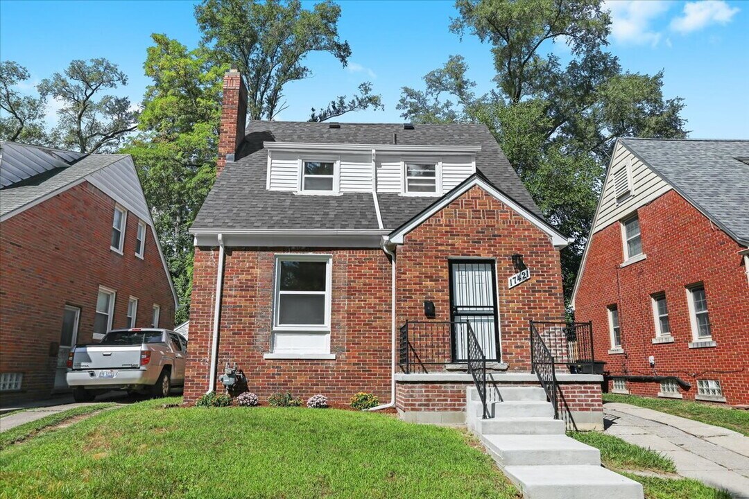 17421 Quincy St in Detroit, MI - Building Photo