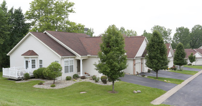 Waterview Townhouse Apartments in Webster, NY - Foto de edificio - Building Photo