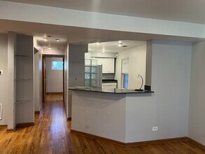 1535 N Leavitt St in Chicago, IL - Building Photo - Building Photo