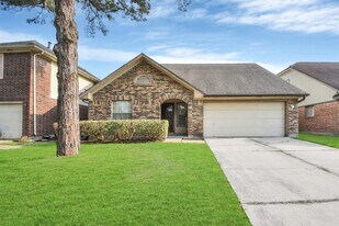 13546 Cabrera Ln in Houston, TX - Building Photo