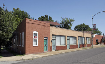 3659-3665 South Broadway in St. Louis, MO - Building Photo - Building Photo