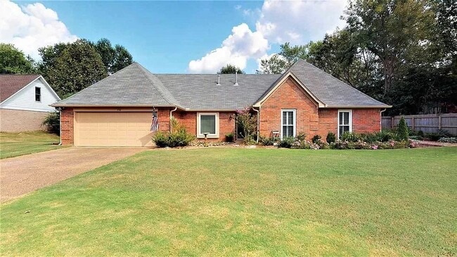 598 Greenbank Dr