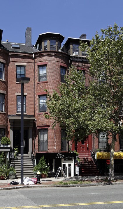 667 Tremont St in Boston, MA - Building Photo