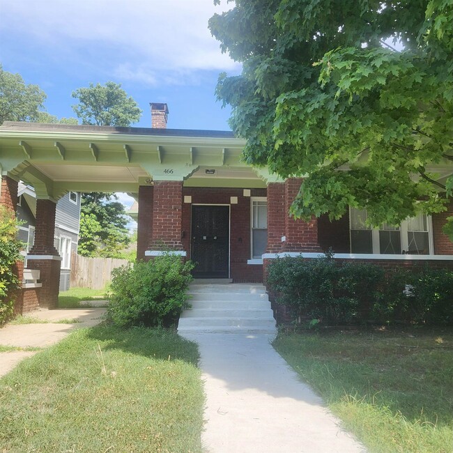property at 466 N McNeil St