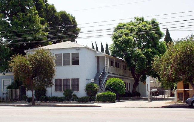 1900 E 7th St in Long Beach, CA - Foto de edificio - Building Photo